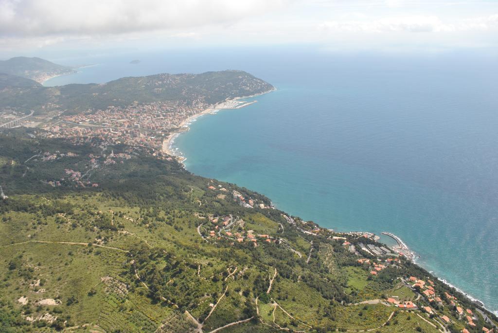 Hotel Galleano Laigueglia Ngoại thất bức ảnh