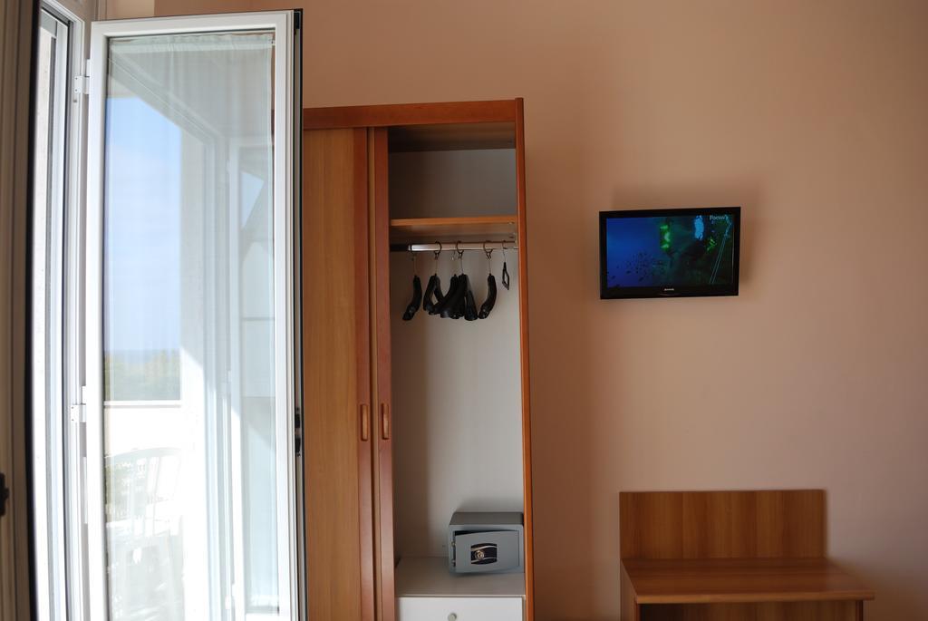 Hotel Galleano Laigueglia Phòng bức ảnh
